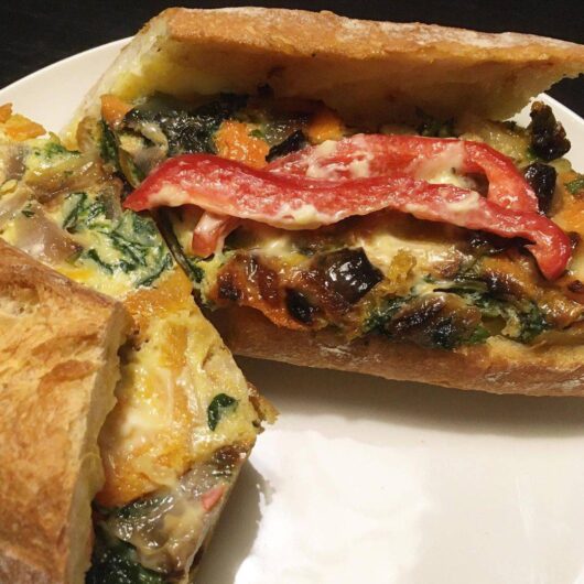 Frittata Sandwich Open - Patatas Kitchen