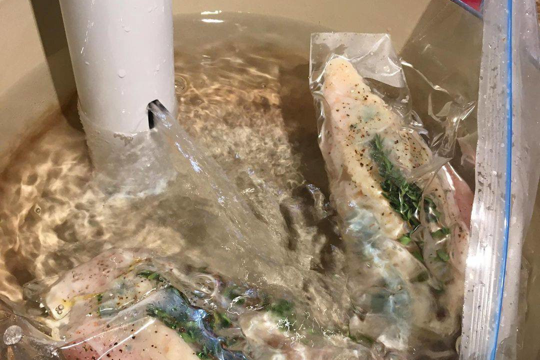 Sous Vide Cooking Pot